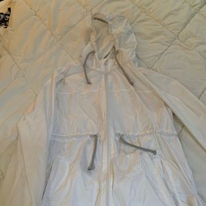 Light rain jacket